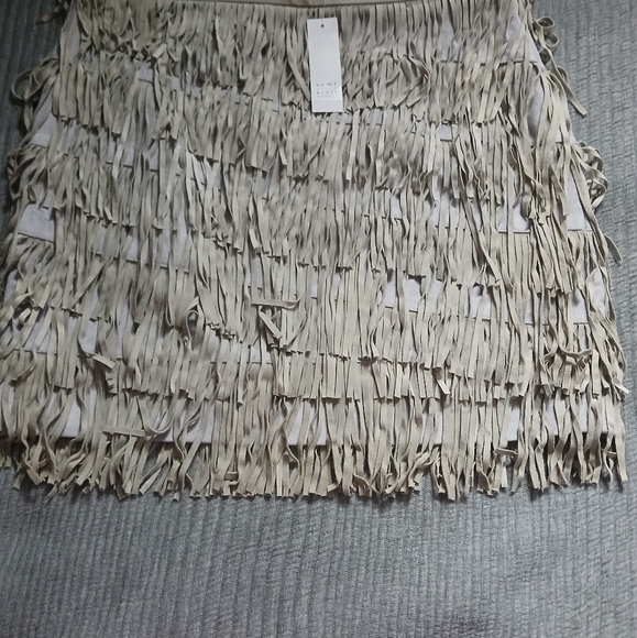 White House Black Market Layered Fringe Mini Skirt in Cream